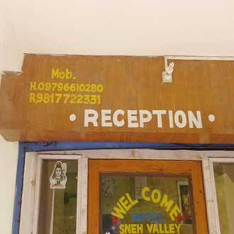 Hotel Sneh Valley, Khajjiar 3